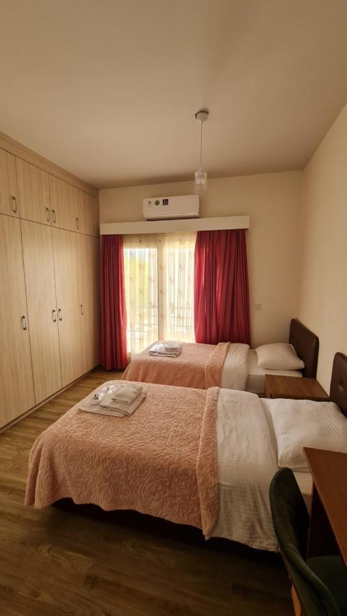 Oytam Apt Nicosia Ngoại thất bức ảnh